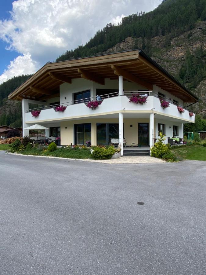 Apart Adlerblick Lägenhet Längenfeld Exteriör bild